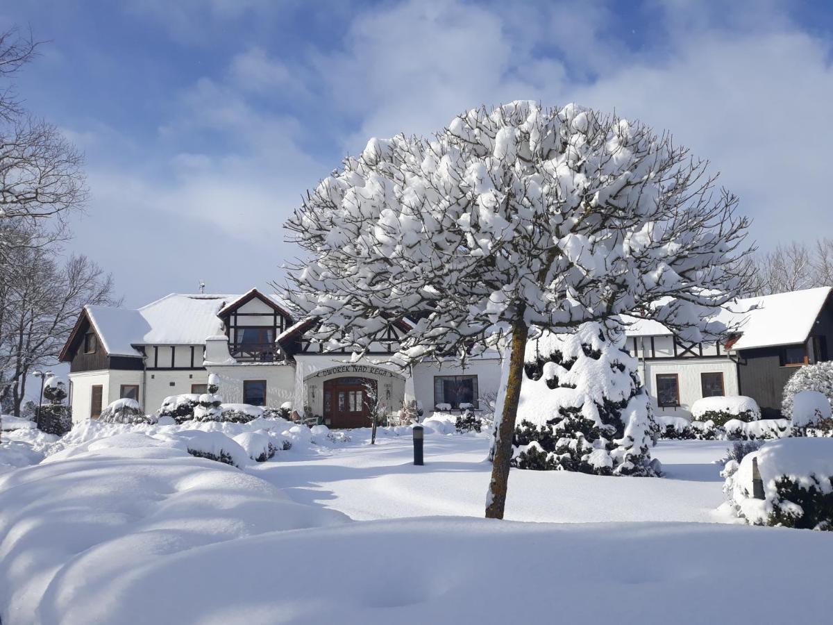 Dworek Nad Rega Trzebiatow nad Rega Exteriör bild