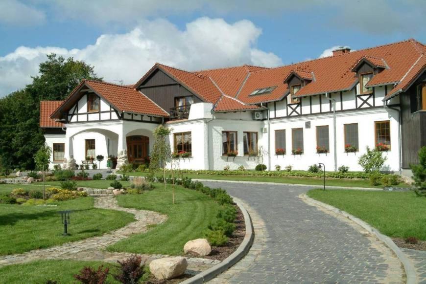 Dworek Nad Rega Trzebiatow nad Rega Exteriör bild