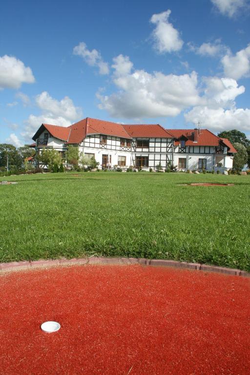 Dworek Nad Rega Trzebiatow nad Rega Exteriör bild