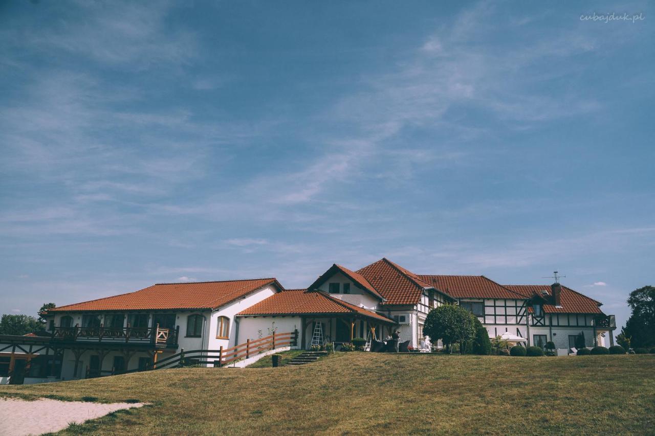 Dworek Nad Rega Trzebiatow nad Rega Exteriör bild
